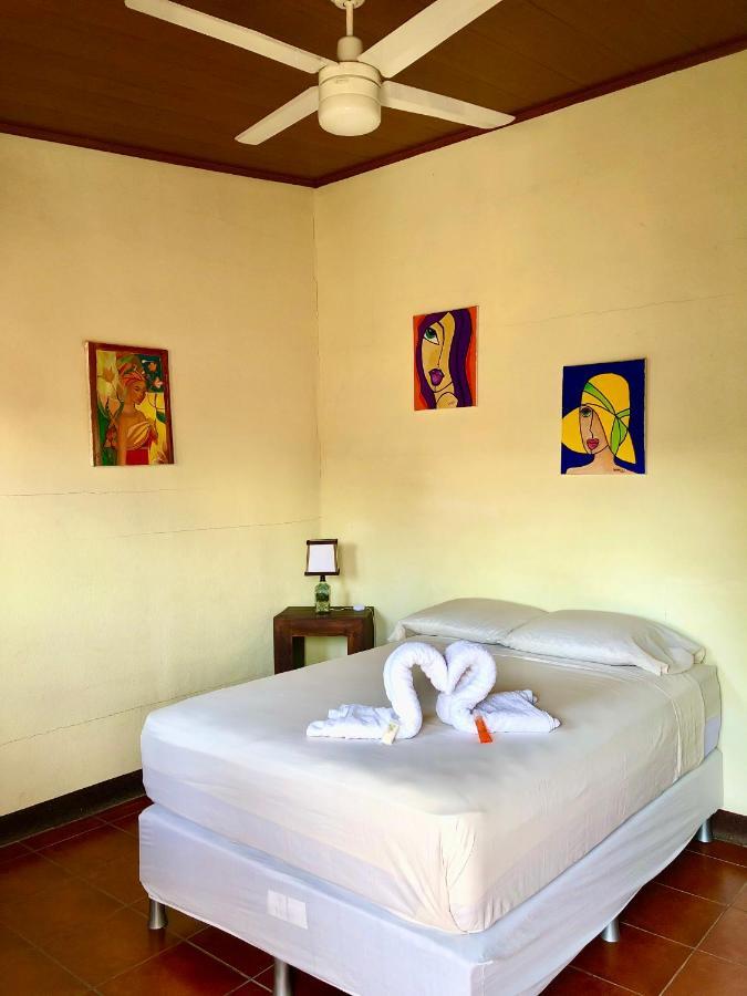 Casa Lula Leon Hostal Экстерьер фото