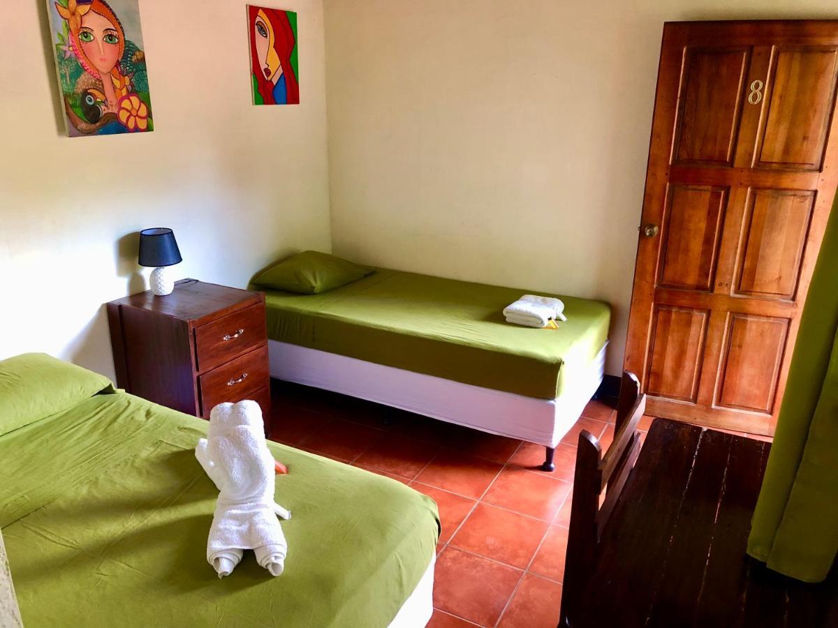 Casa Lula Leon Hostal Экстерьер фото