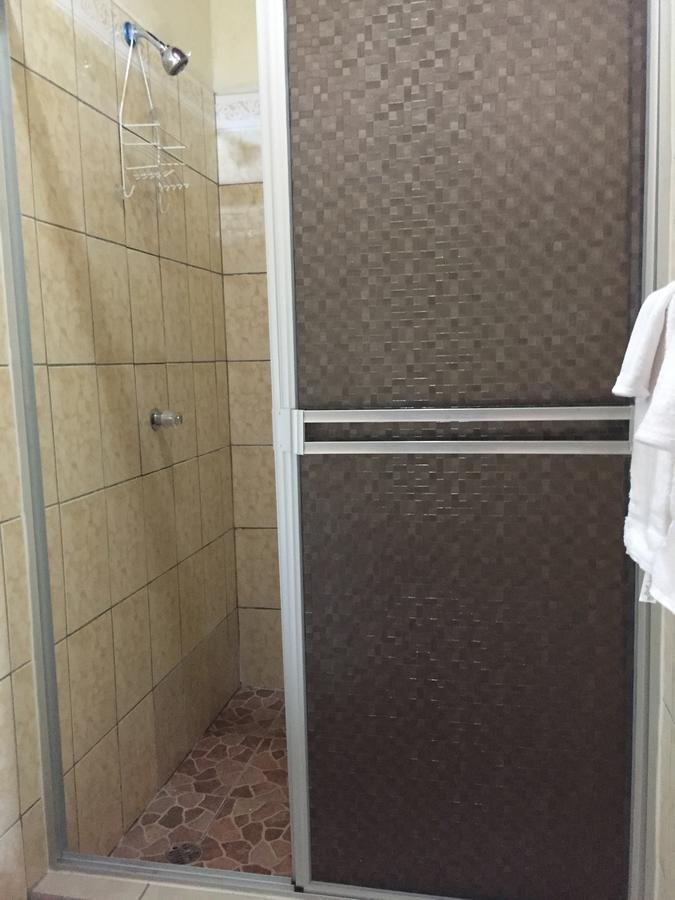 Casa Lula Leon Hostal Экстерьер фото
